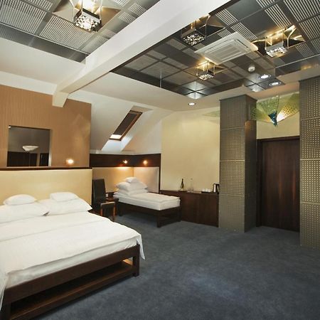Hotel Inter Bielany Wrocławskie Exteriér fotografie