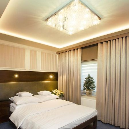 Hotel Inter Bielany Wrocławskie Exteriér fotografie