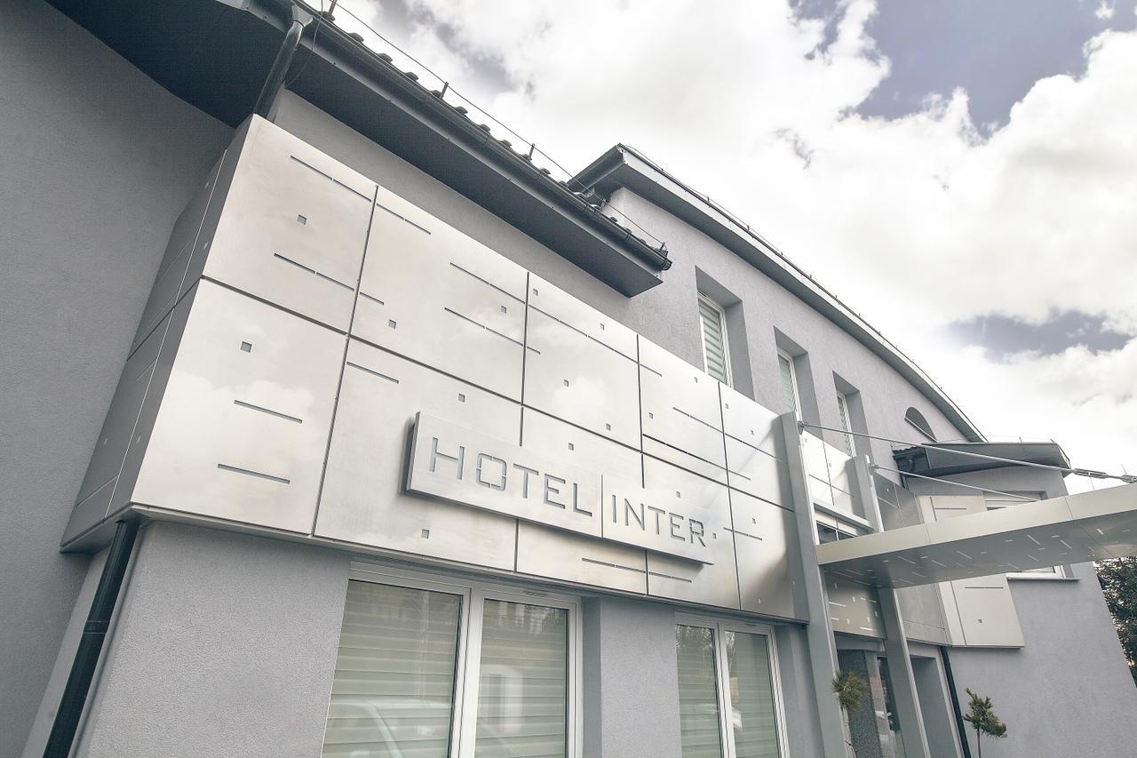 Hotel Inter Bielany Wrocławskie Exteriér fotografie